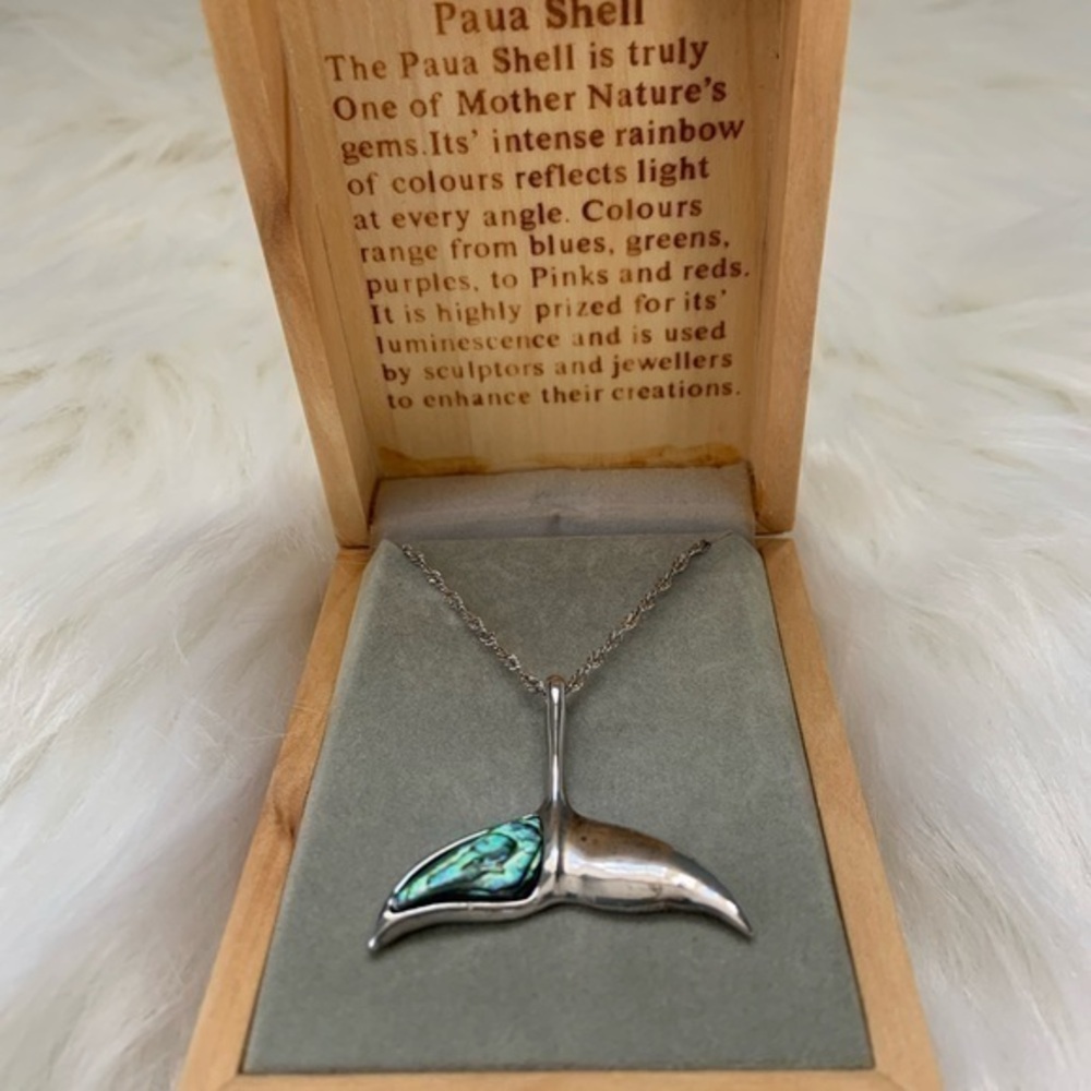 Sterling silver 925 Hawaiian Paua shell necklace whale tail. NEW! Hand made! Box - Picture 1 of 3